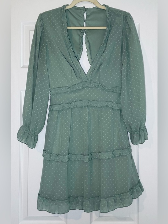 Dresses & Skirts - Green Long Sleeve Ruffle Layer Backless Mini Dress